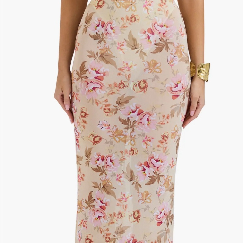 House of CB Cream Maxi Dress - Picture 3 of 9
